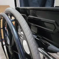 فروش ویلچر کاملا نو( استفاده نشده ) ومیز تلوزیون