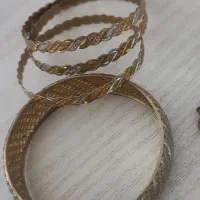 دستبندو النگو