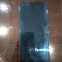 گوشی موبایلa30 شکسته