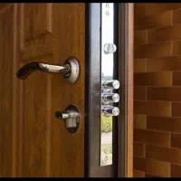 کلیدسازی باز کردن قفل منزل و خودرو ساخت سوییچ