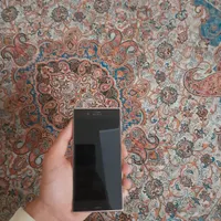 سونی Xperia XZ با حافظهٔ ۶۴ گیگابایت