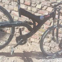 دوچرخه|دوچرخه، اسکیت، اسکوتر|خاش, |دیوار