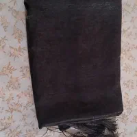 یه عدد شال
