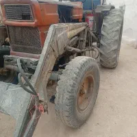 دو دستگاه تراکتور رمانی