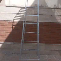چهار پایه فلزی