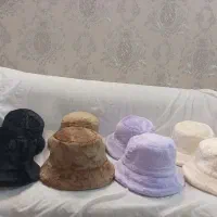 کلاه و گوش گیر|لباس|تهران, آذری|دیوار