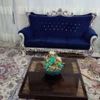 مبل راحتی هفت نفره درحدنو با میز مبلمان سلطنتی