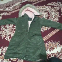کاپشن زنانه سالم و تمیز بدون پارگی