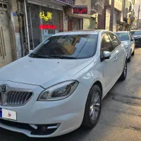برلیانس 330 اتومات مدل ۹۶ بسیار سالم