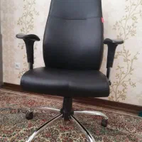 صندلی چرخدار با جک تنظیم ارتفاع و پشتی|مبلمان اداری|کرمان, |دیوار