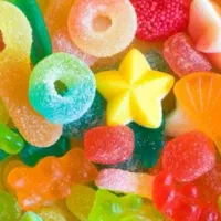 کارگرآقا و راننده شرکت تولید پاستیل و ژله با مزایا