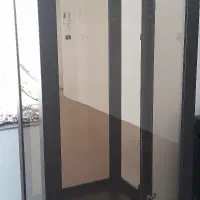 بوفه ایستاده ‌کاملا نو ۳ تا شیشه دکوری داره