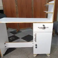 میز کاشت ناخن