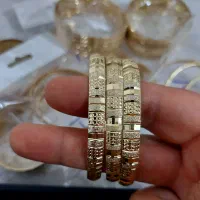 النگو طلا روس