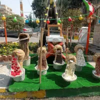 نظافتچی محوطه مجتمع مسکونی