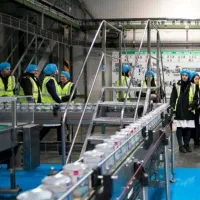 استخدام نیروی آقا برای تولید نوشیدنی