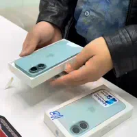 آیفون ۱۶ نرمال