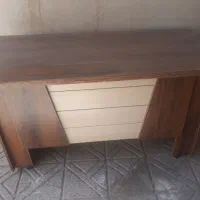 میز تحریر اداری