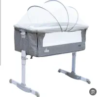گهواره تخت کنار مادر