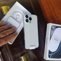 گوشی موبایل آیفون