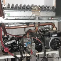 سرویسکار تخصصی پکیج،کولرگازی،هوا ساز ،پمپ،|خدمات پیشه و مهارت|مشهد, کوشش|دیوار