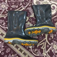 دوعدد چکمه نو آکبند|کیف، کفش، کمربند|رشت, بیجارپس|دیوار