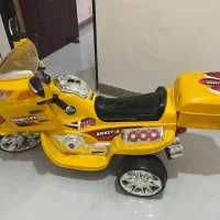 موتور شارژی کودک در حد نو ۳۰۰۰۰۰۰