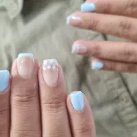 ناخنکار (خدمات و آموزش تخصصی ناخن)