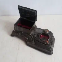 قاشق و دکمه قدیمی کلکسیونی