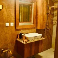 اجاده ویلا استخر اب گرم زمین سوار کاری شخصی|اجارهٔ کوتاهمدت ویلا و باغ|شهریار, رزکان|دیوار