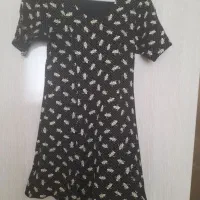 مقدار زیادی لباس درحدنو|لباس|اصفهان, بابوکان جنوبی|دیوار