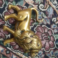 مجسمه شیر  برنجی عتیقه|کلکسیون اشیاء عتیقه|مشهد, نوده|دیوار