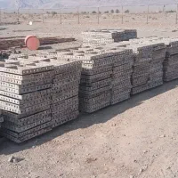 قالب یک متری