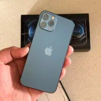 12 پرو مشابه آکبند