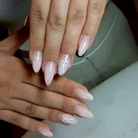 کاشت ناخن|خدمات آرایشگری و زیبایی|قزوین, |دیوار