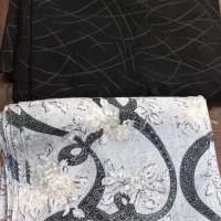 چند قواره پارچه|لباس|رشت, علی آباد|دیوار