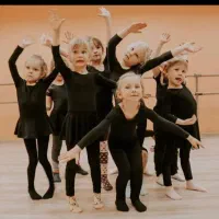 آموزش رقص کودکان