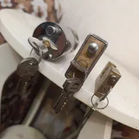 سه عدد قفل کتابی و استوانه ای. قیمت با هم ۱/۲۰۰|ابزارآلات|تهران, یافت‌آباد|دیوار