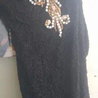 یک عدد لباس مجلسی بلند مشکی