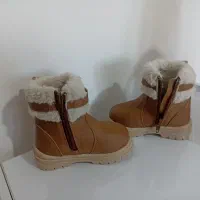 پوتین بچگانه سایز ۲۲ نو  اصلا نپوشیدم|کفش و لباس بچه|کلاردشت, |دیوار