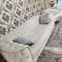 یک عدد مبل چهار نفره نو