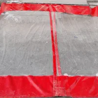 پلاستیک جلودر پائینش کیسه شن داره