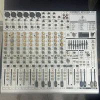 میکسر بهرینگر ۱۸۳۲ و باند راک فابریک