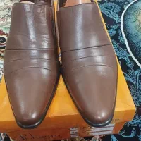 کتونی کفش قیصر چرم اصل سایز 41