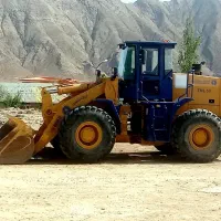 راننده لودر و پایه یک هستم