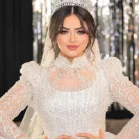 تعدادی لباس عروس نو و کار شده برای فروش