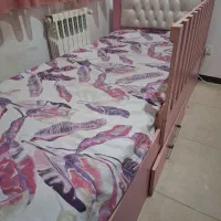 تخت خواب کلاسیک دخترانه و کودک|تخت و سرویس خواب|رشت, کوی مهر|دیوار