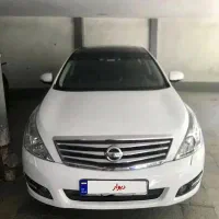نیسان تینا
