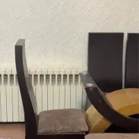 میز نهارخوری شش نفره همراه با شیشه