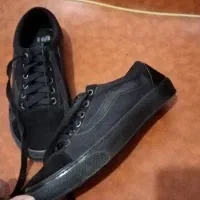 کتونی ونس